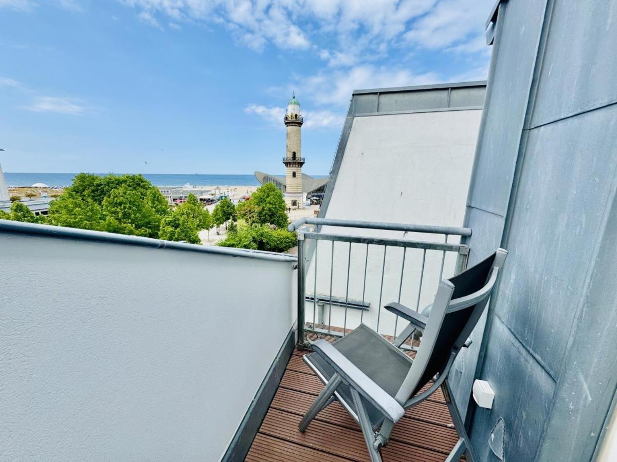 Sonnenuntergang, Am Leuchtturm Apartment Росток Екстериор снимка